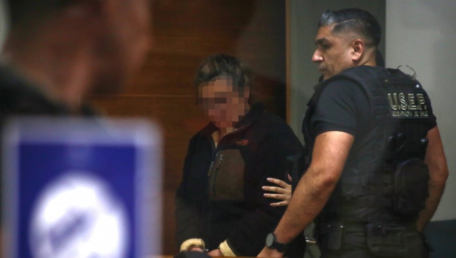 Decretan prisión preventiva para excarabinera acusada de liderar banda que protagonizó robo a Brinks en Rancagua