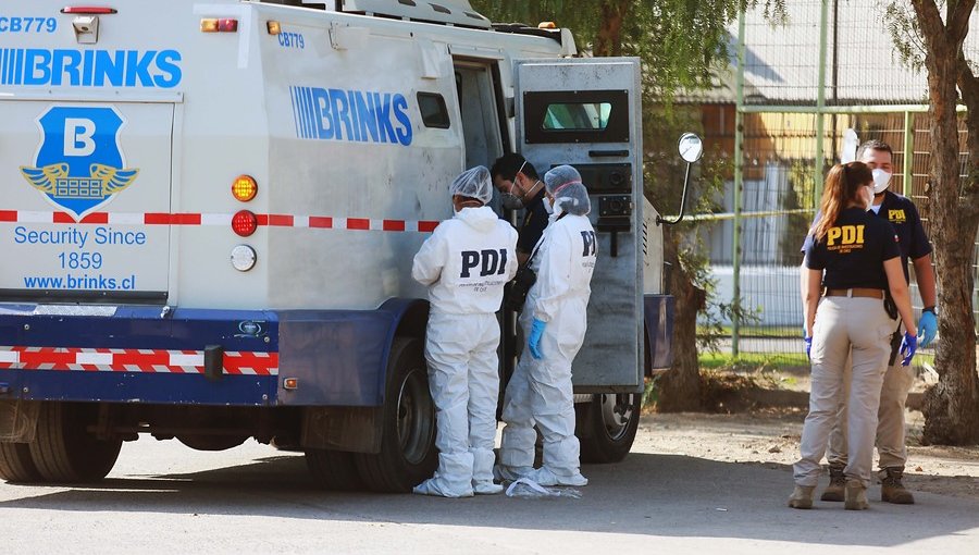 Carabineros desvincula a funcionaria implicada en robo a sucursal Brinks en Rancagua