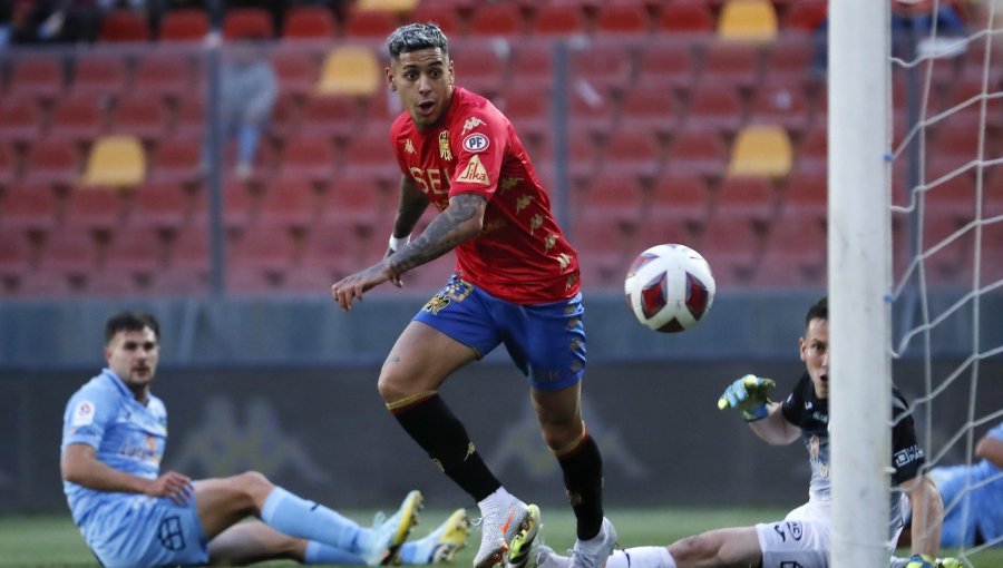 Piñeiro criticó a U. Española tras su frustrado regreso: "Me trataron como no merecía"