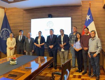 Permisos, terrenos y auditorías: concejales de Zapallar, Papudo y Puchuncaví exponen presuntas anomalías ante la contralora Pérez