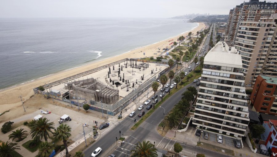 ¿La cuarta será la vencida para el gran «elefante blanco» de Viña? Grupo Saieh inicia nuevo intento por vender proyecto hotelero