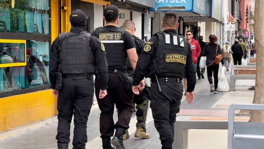 Viña del Mar inicia fiscalizaciones que permitirán multar también a quienes compren en el comercio ambulante ilegal