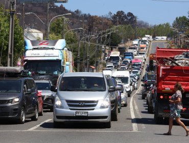 Carabineros implementa desvíos en rutas a Lirquén ante alto flujo de voluntarios y donaciones