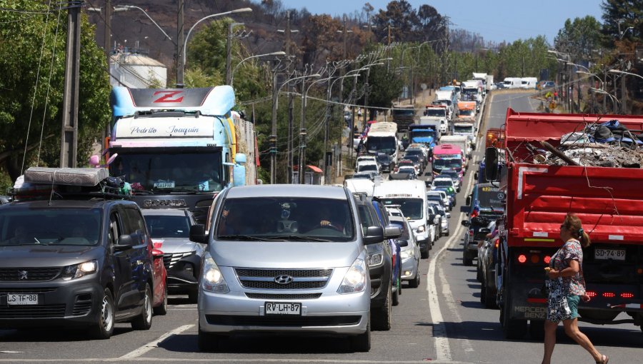 Carabineros implementa desvíos en rutas a Lirquén ante alto flujo de voluntarios y donaciones