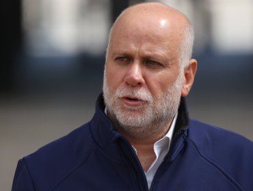 Ministro del Interior defiende respuesta del Gobierno ante incendios en zona centro sur