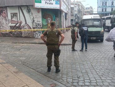 Carabineros investiga ataque con arma cortopunzante en Plaza Echaurren de Valparaíso
