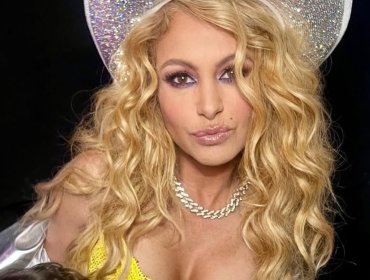 ¡Confirmado! Paulina Rubio vuelve a los escenarios chilenos con una “noche dorada”