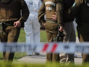 Carabinero resultó con lesiones tras ser atropellado por un adolescente que fue herido de bala y detenido en Papudo