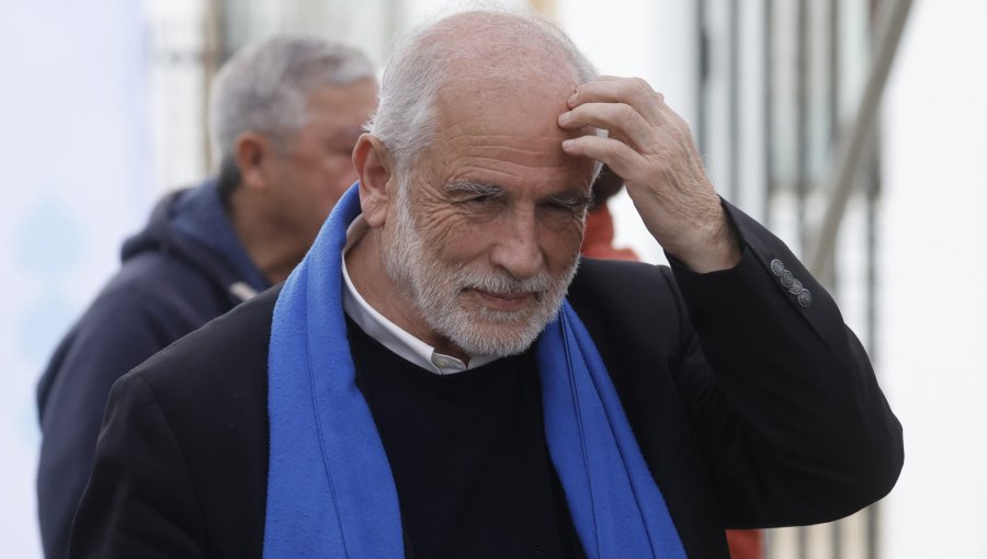 Montes marca diferencias entre megaincendios de Valparaíso y Biobío y sus procesos de reconstrucción: "Tienen tiempos distintos"