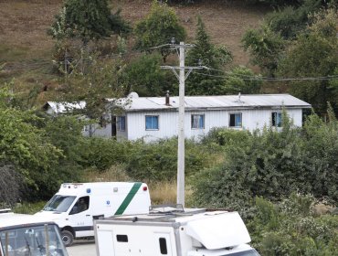 Autorizan la demolición de vivienda y bodega ubicadas al interior de predio de Julia Chuñil en Máfil