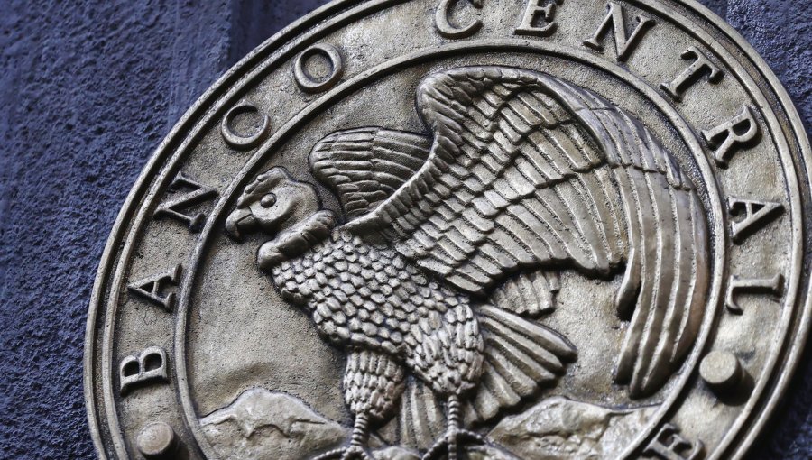 Banco Central decide mantener la tasa de interés en 4,5% y anticipa que la inflación "en el corto plazo será menor a la prevista"