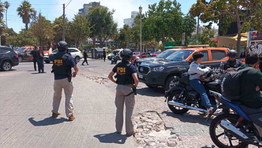 PDI denuncia a 35 extranjeros por infracciones migratorias tras operativo en Reñaca y Viña del Mar