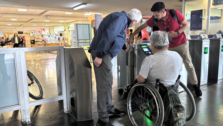 Dan inicio a la puesta en marcha progresiva de las nuevas puertas de accesibilidad universal en el Metro de Valparaíso