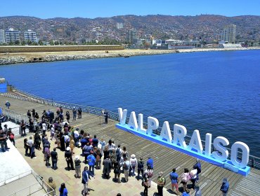 Postulación china al BBNJ desata acusaciones contra Boric y Mundaca, aunque Alcaldesa afirma que Valparaíso es la "mejor alternativa"