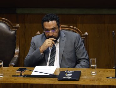 Ministro Cataldo acusa "mezquindad" por estancamiento del proyecto de sala cuna universal