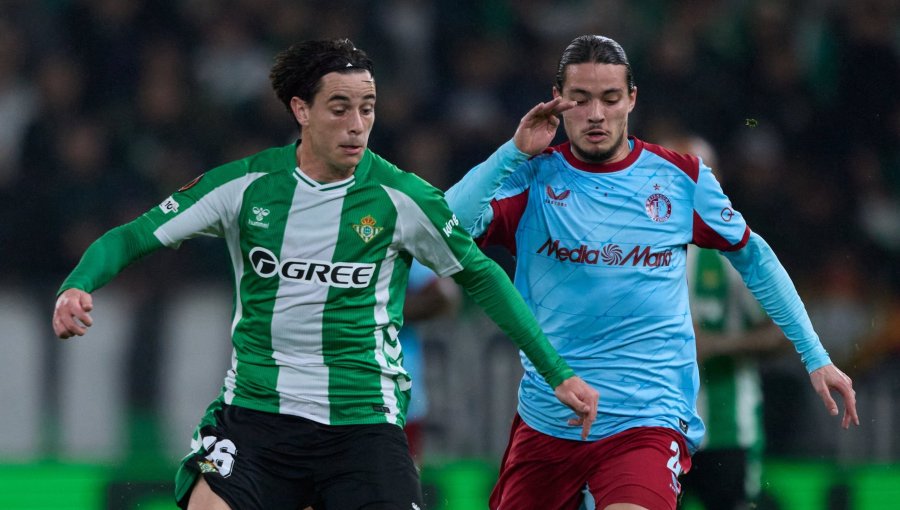 Betis de Pellegrini sufrió para derrotar al Feyenoord e instalarse en octavos de la Europa League