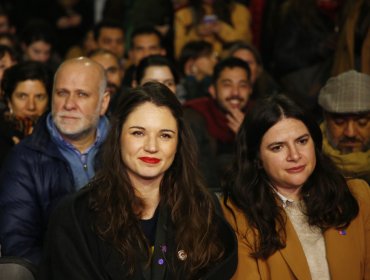 Sindicato de Prodemu acusa "maltrato institucional" por "capricho y negligencia" de Irina Karamanos y ministra Orellana