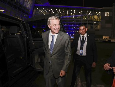 Presidente electo llegó a El Salvador: visitará la megacárcel y se reunirá con Nayib Bukele