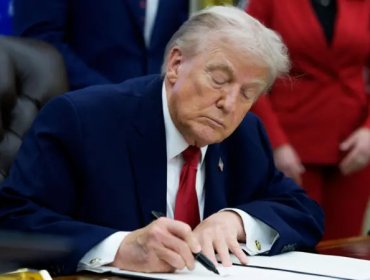 Cuba acusa "chantaje y extorsión" por amenaza de Trump de imponer aranceles a países que envíen petróleo a la isla