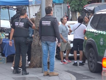 Funcionario municipal termina detenido tras intervenir en captura de ladrón en Valparaíso: lo golpeó con bastón retráctil para reducirlo