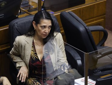 Tras acusaciones de "apitutamiento": Ministra Lobos reitera que funcionarios de confianza dejarán el gobierno "a partir del 11 de marzo"