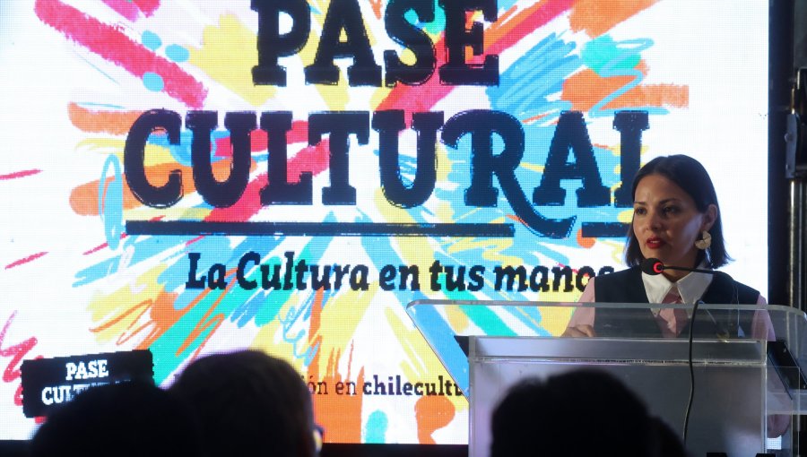 Polémica por Pase Cultural: Ministra Arredondo afirma que “en ningún caso se debe avalar”