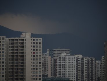 Intensas lluvias provocan graves daños en la Región Metropolitana: más de 300 viviendas anegadas en Maipú