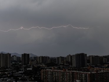 Alerta por tormentas eléctricas: actualizan pronóstico entre Coquimbo y el Maule