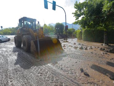 Intensas lluvias de verano sorprenden a la RM y obligan a activar operativo de emergencia