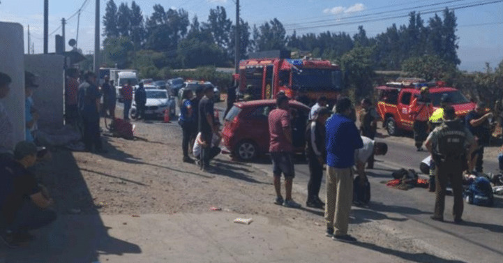Motociclista se encuentra en riesgo vital tras colisión de alta energía con un vehículo en Los Andes