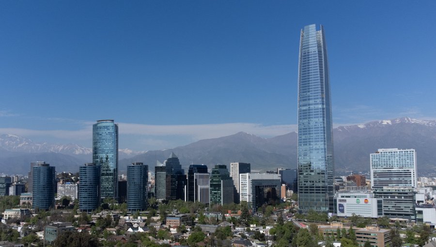 Actividad económica supera expectativas y el PIB sube 2,3% en 2025