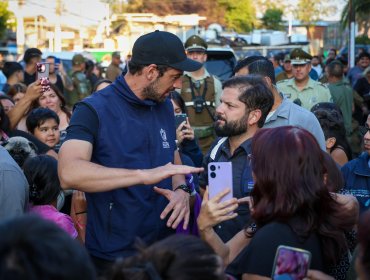 Presidente Boric visita zonas afectadas por inundaciones en Maipú y compromete entrega de bono para damnificados