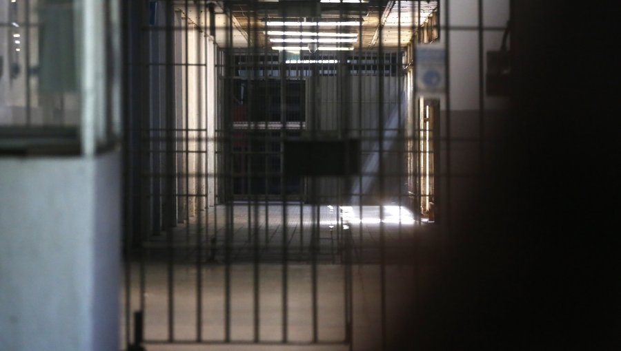 Reo fue asesinado con un arma blanca en la cárcel de Valdivia: es el tercer homicidio en el recinto en lo que va de año