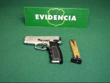 Prófugo de la justicia fue detenido en Viña del Mar tras intentar escapar de un control policial: estaba armado