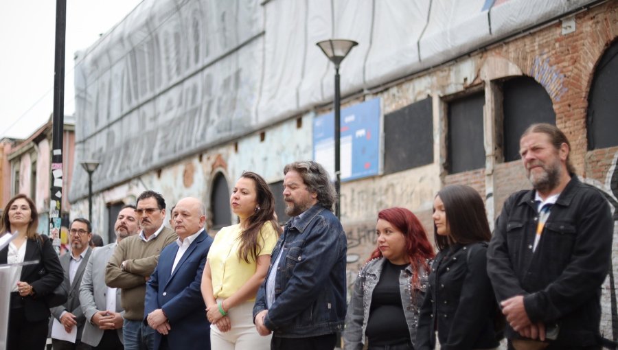 A 19 años de la tragedia: Valparaíso recuerda a víctimas de la explosión en calle Serrano