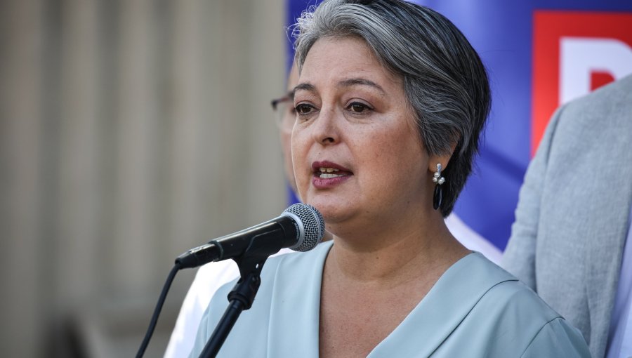 Municipalidad de La Ligua se defiende tras sumario de Contraloría y afirma que "no intervino" en acto de Jeannette Jara