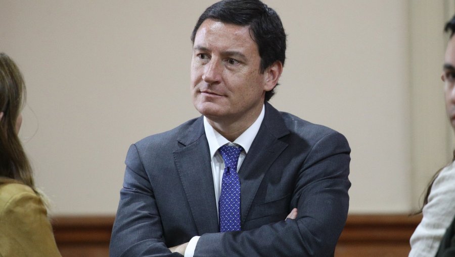 Squella califica la ratificación de la candidatura de Bachelet a la ONU como "el amarre más grande que está dejando el Gobierno"