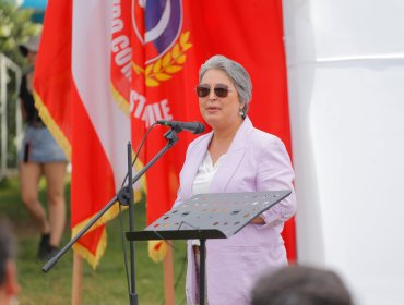 Partido Comunista cierra filas con Cuba y complica continuidad de Jeannette Jara