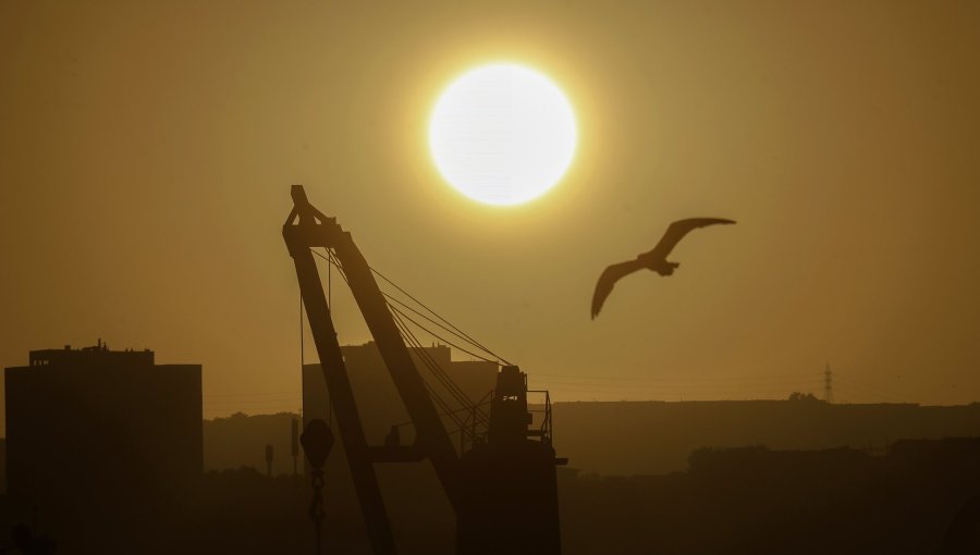 Dirección Meteorológica emite alerta por Altas Temperaturas para este fin de semana en la región de Valparaíso: se esperan hasta 36°