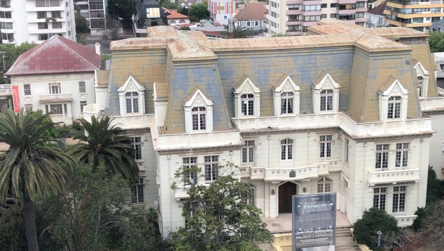 Comienzan las obras de reparación de la techumbre del Palacio Carrasco en Viña del Mar