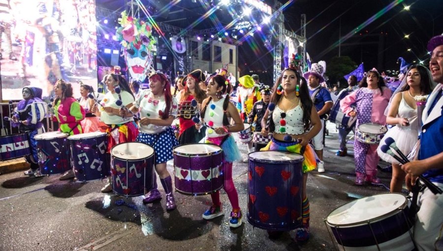 Con música, pasacalles y comparsas parte este viernes 6 de febrero el Carnaval de San Antonio 2026