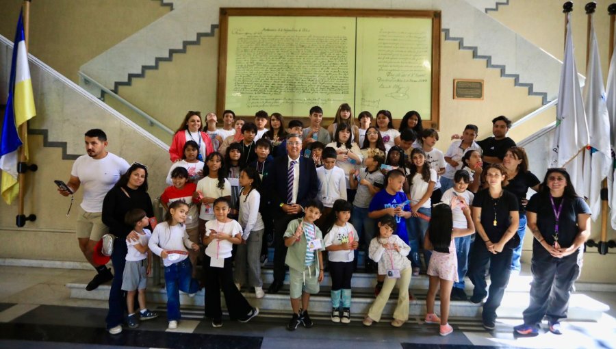 Diputado Barrios destaca la importancia de la educación cívica en niñas y niños de Valparaíso