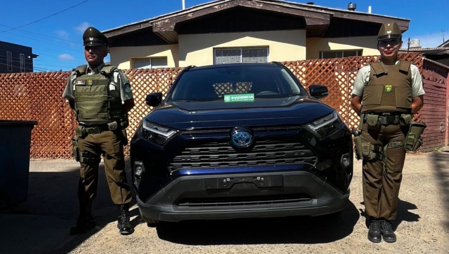 Detienen a hombre por receptación de vehículo robado y falsificación de placas en El Quisco