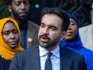 Alcalde de Nueva York firma una orden ejecutiva para limitar el poder del ICE en la ciudad