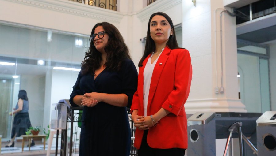 Futura ministra de la Mujer se reúne con Antonia Orellana y aborda críticas: “Desde el 11 de marzo podrán evaluar”