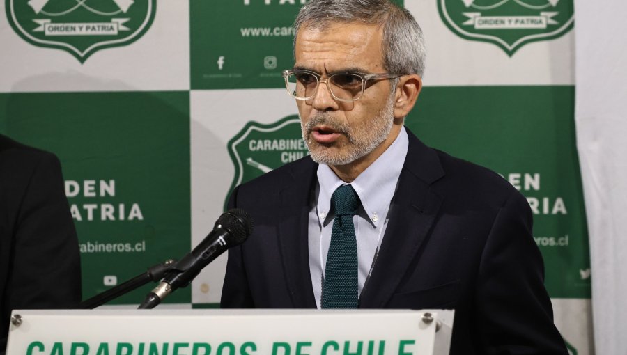 Ministro Cordero respalda comité de seguridad del próximo gobierno, pero sugiere ampliarlo