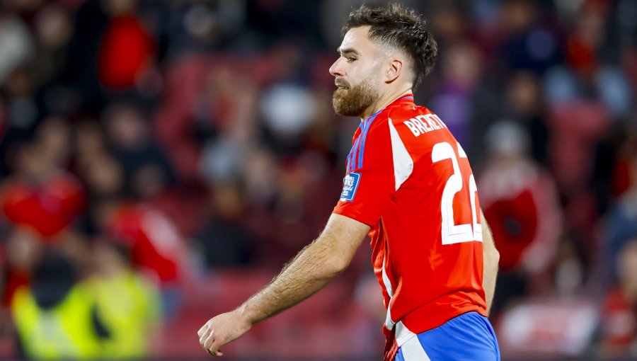 Brereton Díaz pasó inadvertido en derrota del Derby County ante Ipswich