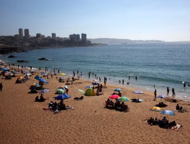 Tragedia en Caleta Abarca: hombre muere ahogado pese a labores de reanimación