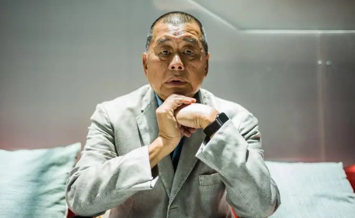 Exmagnate y activista fue condenado a 20 años de cárcel en Hong Kong por "colusión con fuerzas extranjeras"