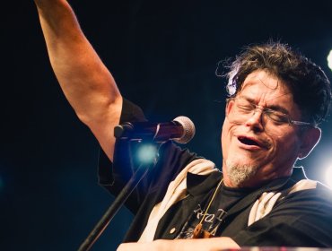 Joe Vasconcellos reina en las radios chilenas y deja atrás a toda la competencia: “Infinitamente agradecido”